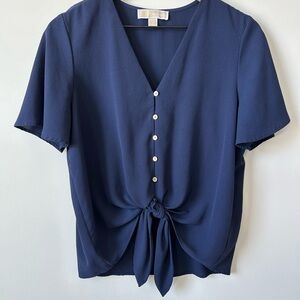 Michael Kors, navy blue tie, front blouse button front, short sleeve size medium